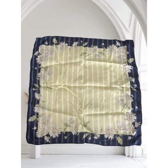 RENOMA Paris Floral Daisy Print 16" by 16" Cotton Scarf - Picture 1 of 6
